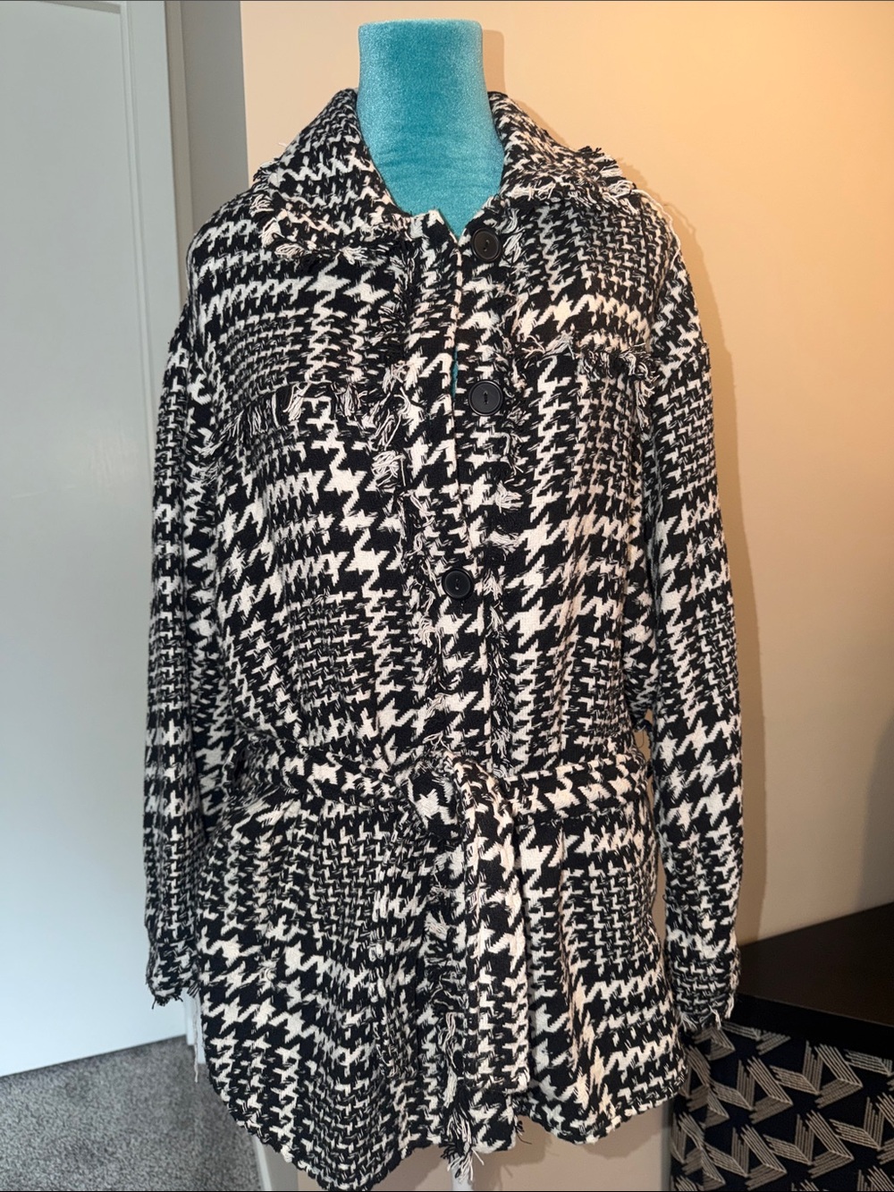 HYFVE Black & White Houndstooth Button-Front Blazer